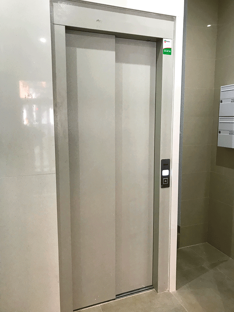 Instalación de ascensor en Sax