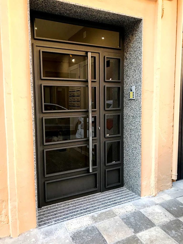 Instalación ascensor exterior c/ Pasaje, Albacete
