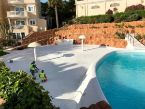 Rehabilitación de piscina en Pórtico del Mar en Torrelamata