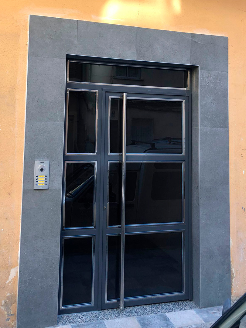 Instalación de ascensor en comunidad de Albacete