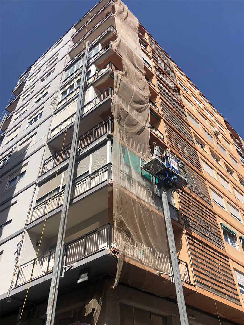 Instalación de ascensor en comunidad en Albacete